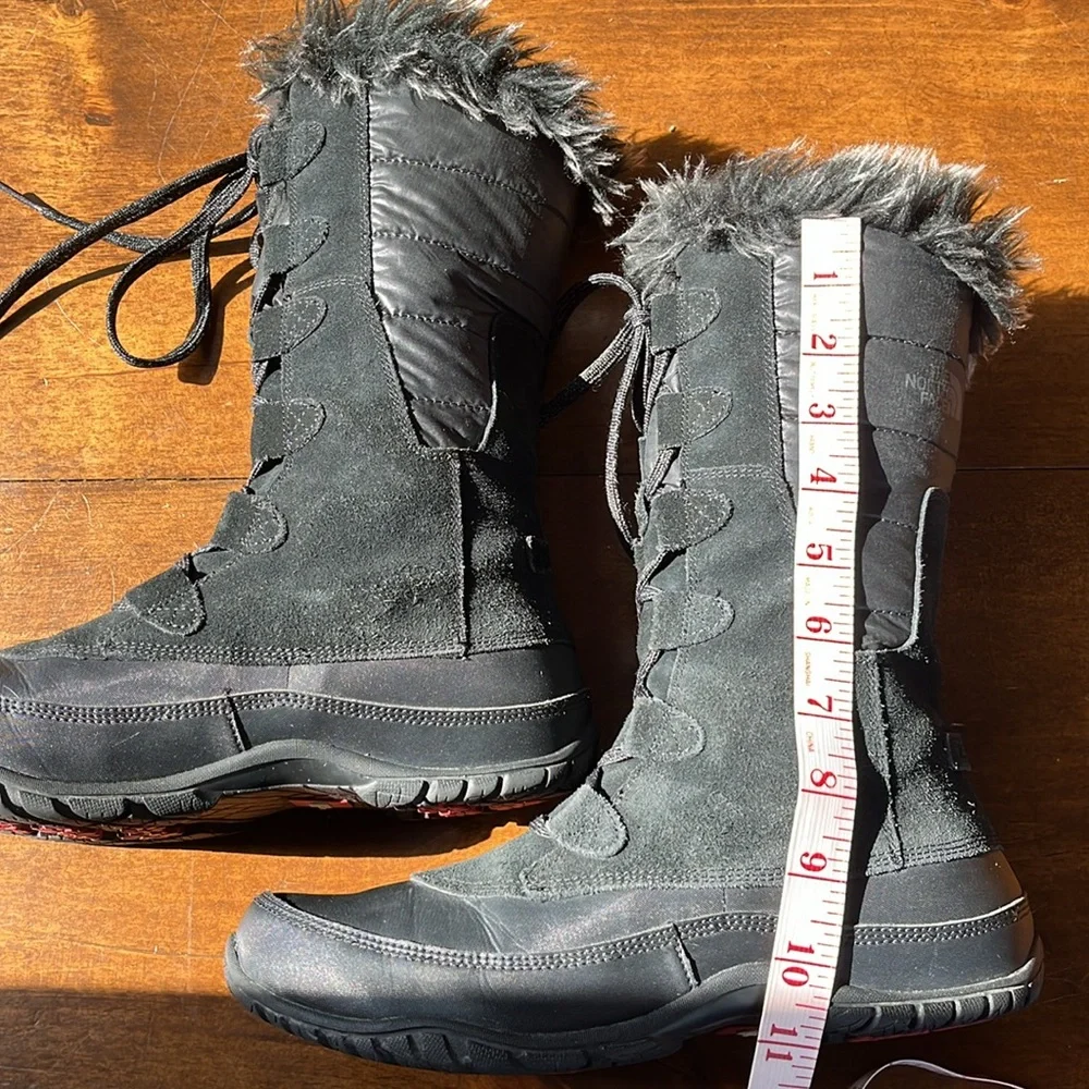 The North Face Women’s Nuptse Purna Winter Boots - Sz 8.5